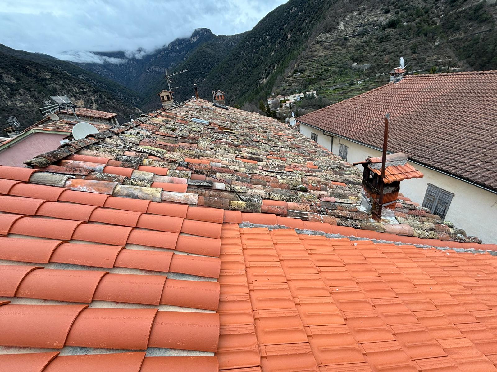 Réfection complète d’une toiture en tuiles à Lausanne